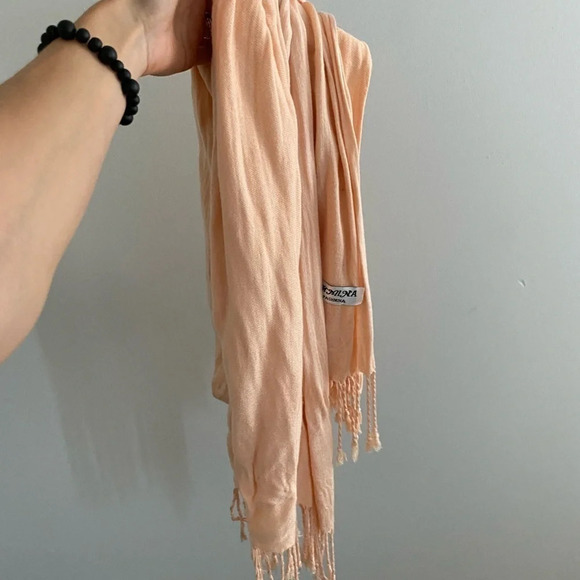 Beautiful Peach  Pashmina - Picture 1 of 3